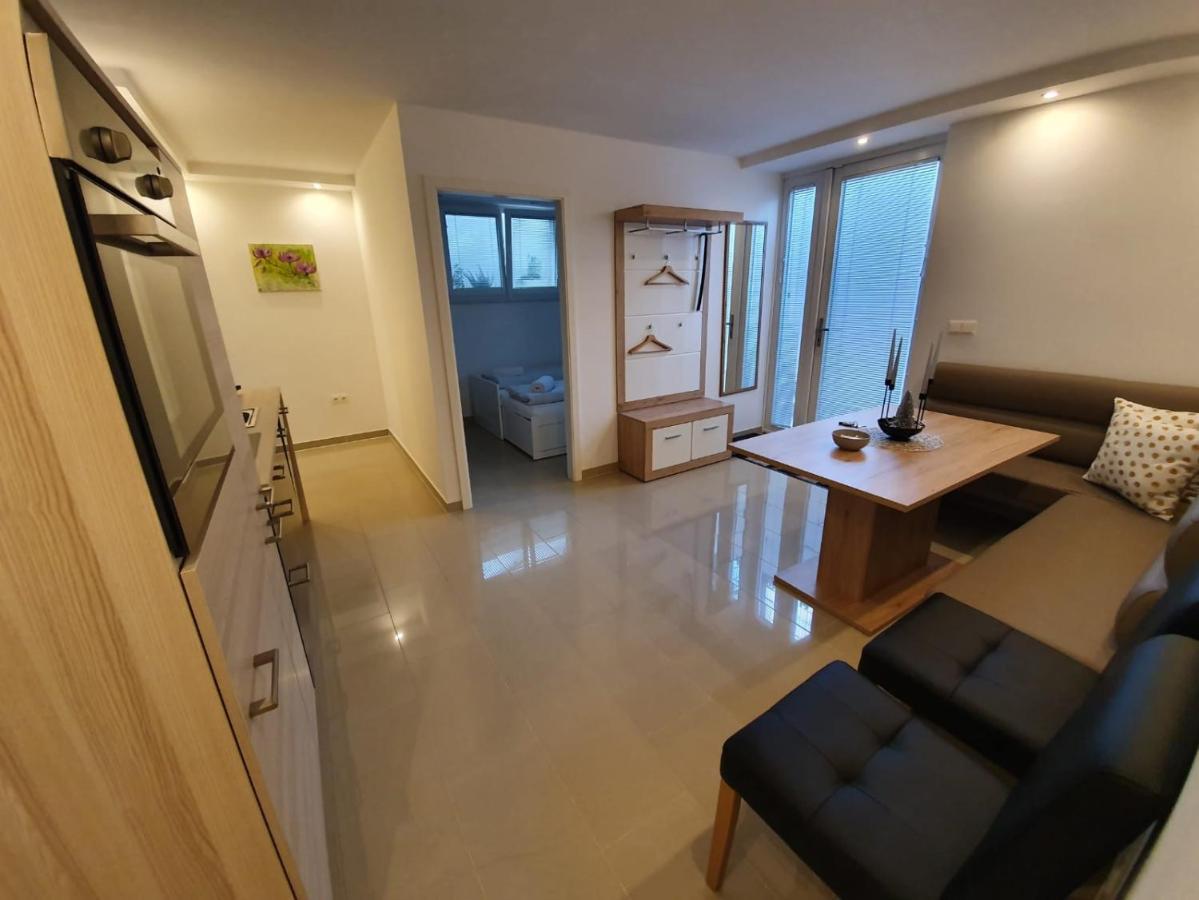 K40 Appartement Gerasdorf bei Wien Buitenkant foto