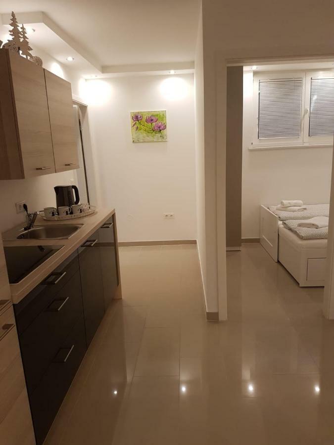 K40 Appartement Gerasdorf bei Wien Buitenkant foto