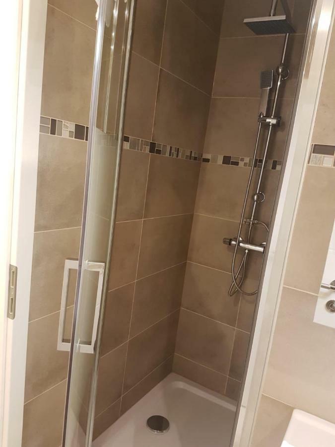K40 Appartement Gerasdorf bei Wien Buitenkant foto